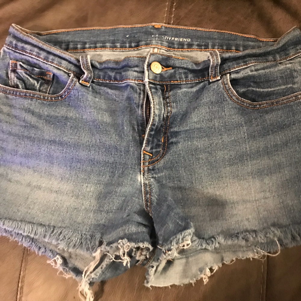 Old Navy Boyfriend jean shorts